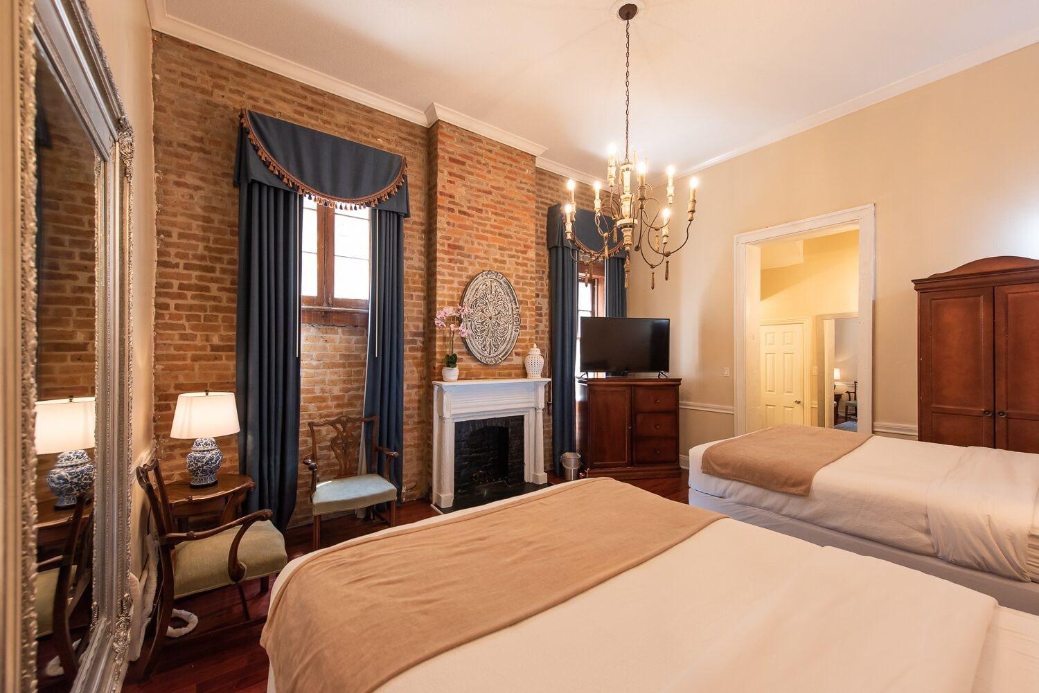 Hotel St. Pierre French Quarter New Orleans Exteriör bild